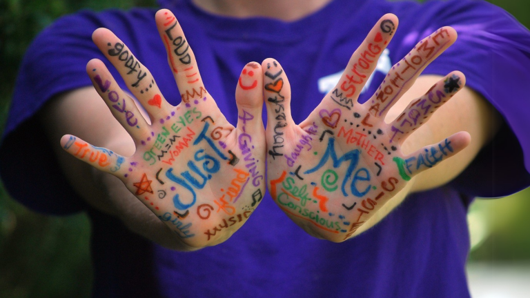 manos emociones espaipertu gtanollers barcelona